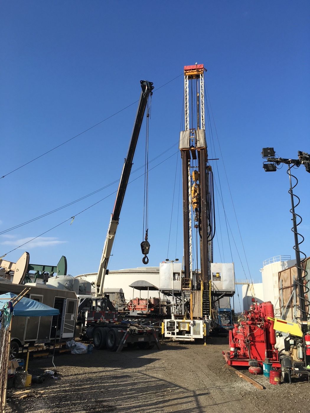 A Coast Range crane at work on a California oilfield